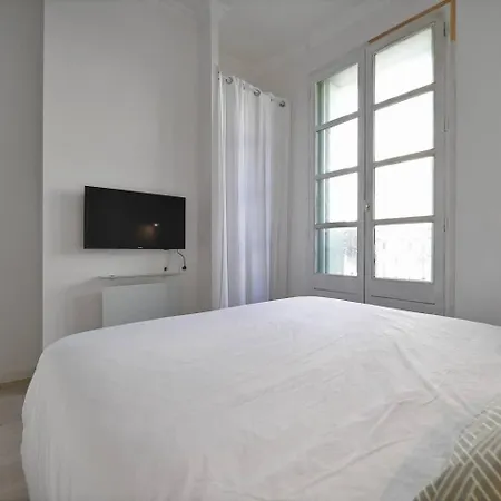 Cosy, Appartement, Proche De Montpellier * Кастельно-ле-Лез