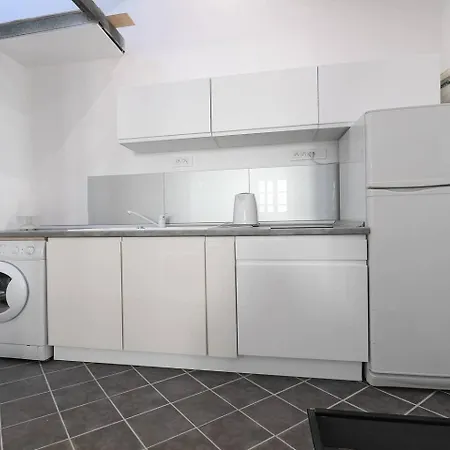 Cosy, Appartement, Proche De Montpellier Кастельно-ле-Лез