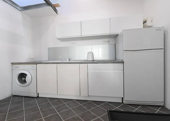 Cosy, Appartement, Proche De Montpellier Кастельно-ле-Лез
